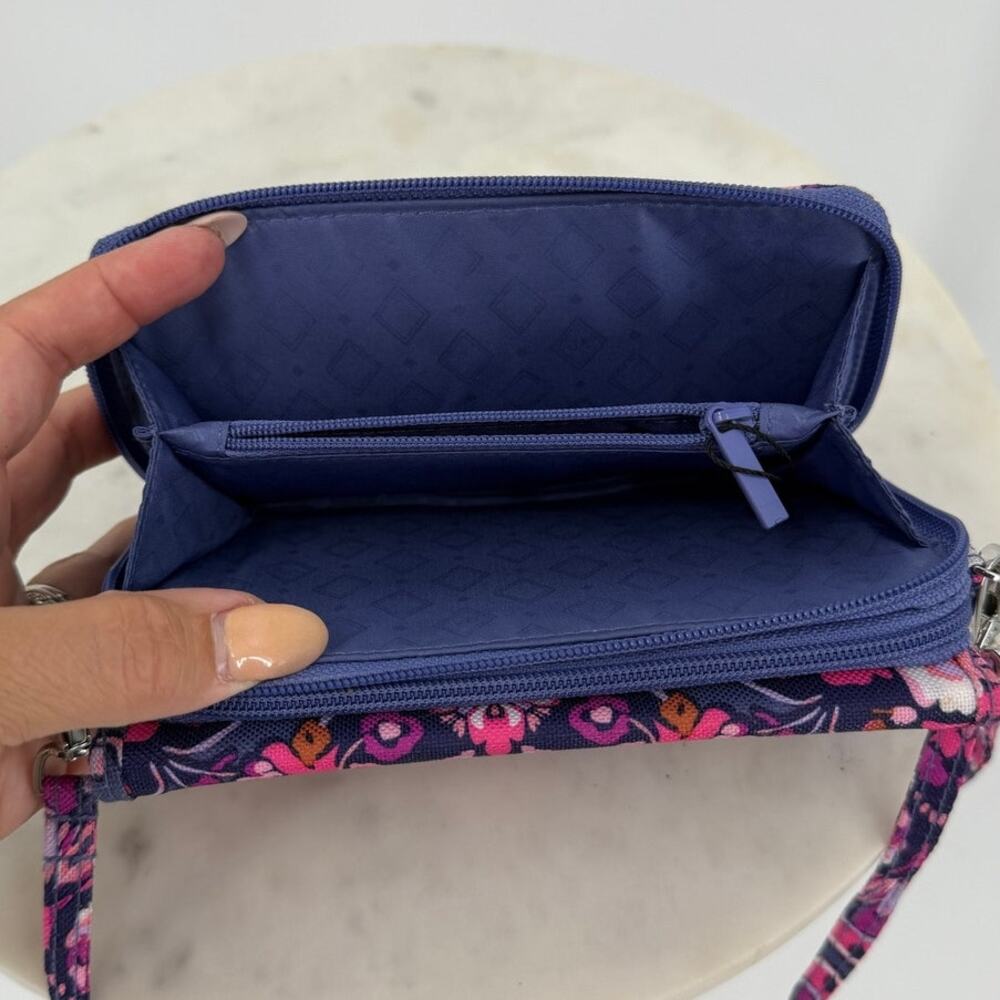 Vera Bradley Magenta Medallion RFID 3-in-1 Crossbody Wallet - Picture 4 of 6